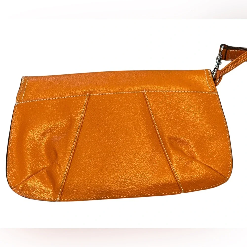 Anne Klein anne klein